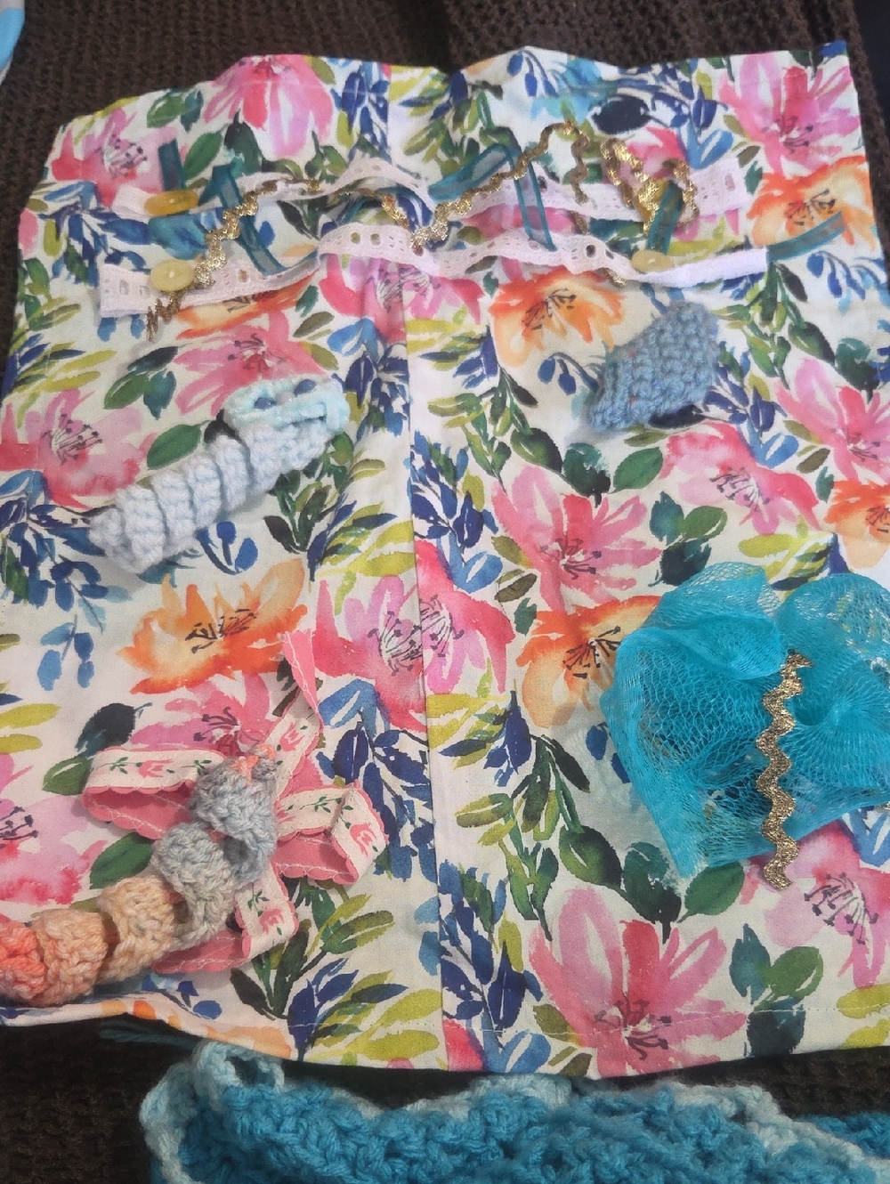 Autism,Dementia Sensory Lap Quilt. Keeps hand's Busy.Machine Wash, Smoke Free
